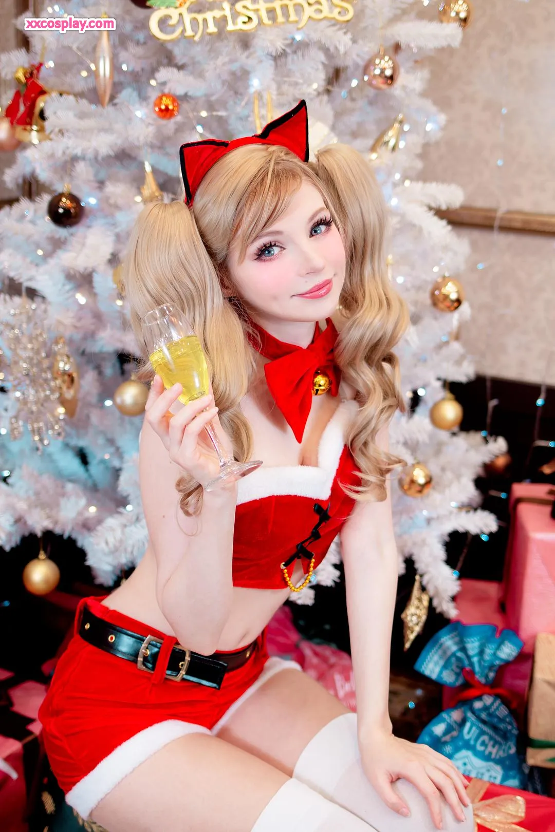 Peach Milky - Ann Takamaki Christmas Cosplay